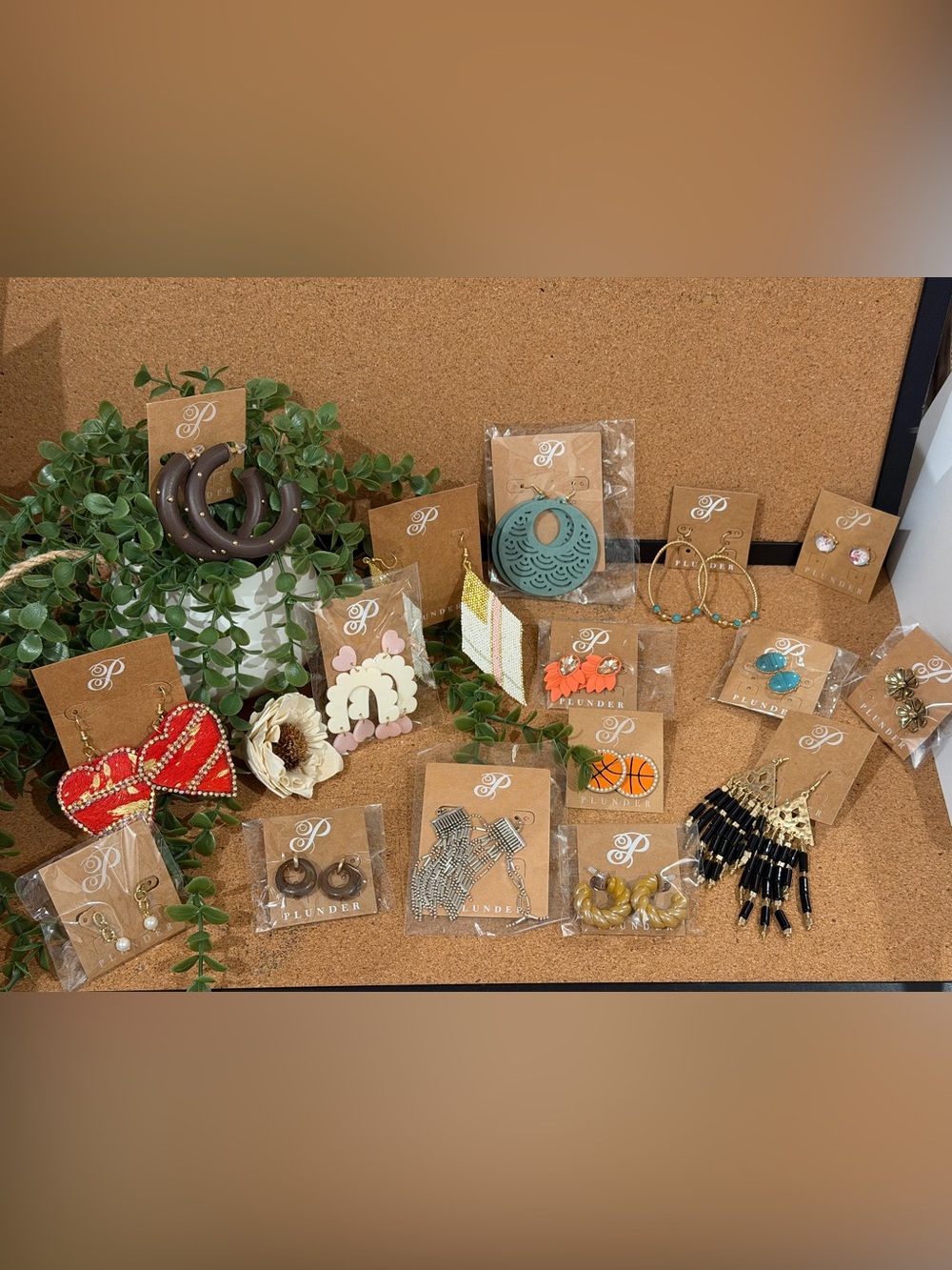 Plunder 3 Earrings Pick up!!! Just $ 10